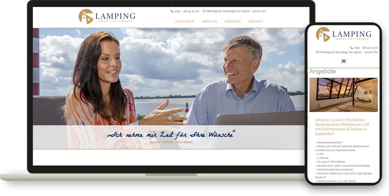 Die Website von Lamping Immobilien auf einem Laptop und auf dem Smartphone: Logo mit Leuchtturm, Foto von Inhaberin Sabine Lamping im Gespräch an der Elbe und das Zitat „Ich nehme mir Zeit für Ihre Wünsche“.